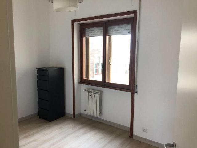 Affittasi Appartamento, CAMERE IN LOCAZIONE PER STUDENTI Annunci Roma Roma Rif.633307