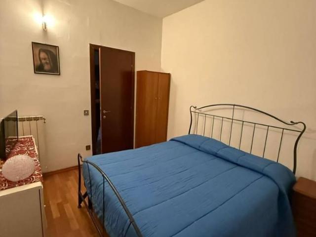 Affittasi Appartamento, CASAL DEL MARMO, Via Rudiano STANZA PER DONNA Annunci Roma, Zona Ottavia Rif.650197