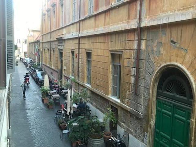 Affittasi Appartamento, Centro storico affittasi adiacente piazza di Spagna Annunci Roma Roma Rif.69844