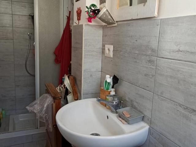 Affittasi Appartamento, COLLI PORTUENSI open space con terrazzo Annunci Roma Roma Rif.77254