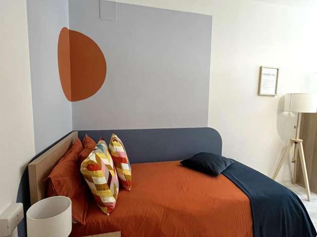 Affittasi appartamento con 6 camere da letto in condivisione, Bolghera, Trento