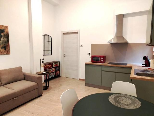 Affittasi Appartamento, DELIZIONSO BILOCALE MAI ABITATO Annunci Roma, Zona Portuense Rif.626677
