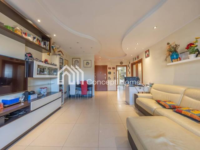 Affittasi Appartamento, EUR TRILOCALE ARREDATO CON TERRAZZO E CANTINA Annunci Roma, Zona Torrino Rif.632323
