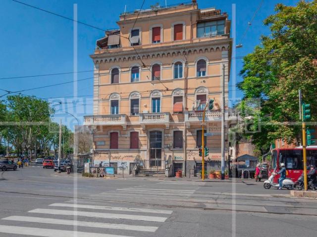 Affittasi Appartamento, Elegante Bilocale a Trastevere Annunci Roma, Zona Trastevere Rif.625434