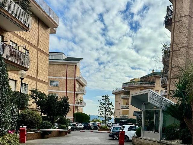 Affittasi Appartamento, Fleming Via Guido Banti Annunci Roma, Zona Fleming Rif.645632