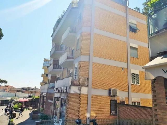Affittasi Appartamento, GROTTAROSSA INIZIO Annunci Roma, Zona Tomba Di Nerone Rif.641099