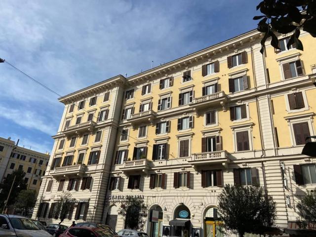 Affittasi Appartamento, largo benedetto marcello Annunci Roma Roma Rif.97534