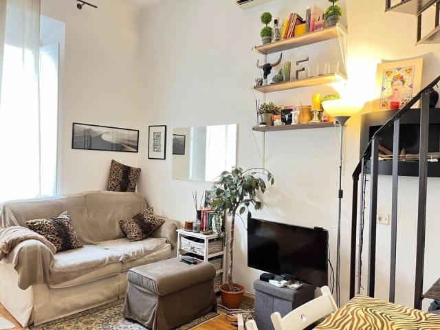 Affittasi Appartamento, Loft a Ponte Milvio con Terrazzo Annunci Roma Roma Rif.648237