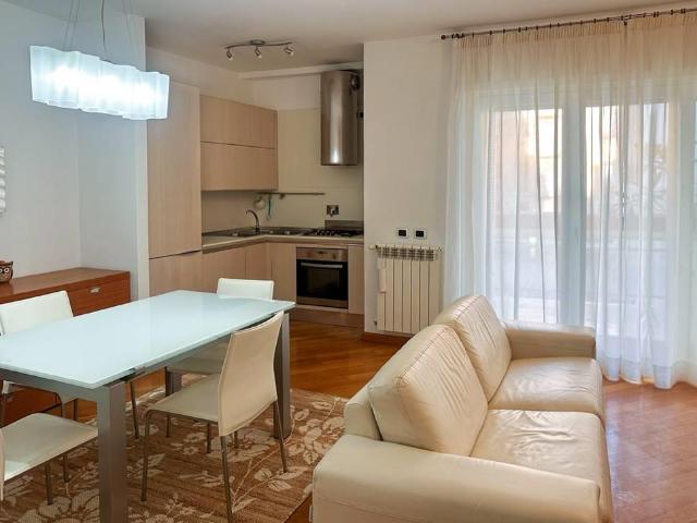 Affittasi Appartamento, Parioli Annunci Roma Roma Rif.630644