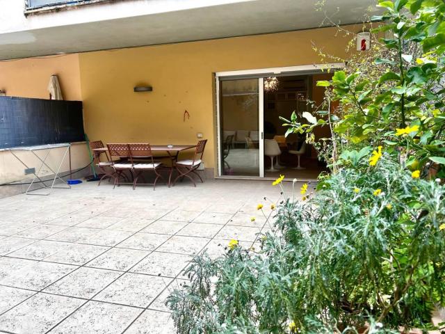 Affittasi Appartamento, Parioli Ungheria Annunci Roma Roma Rif.629373