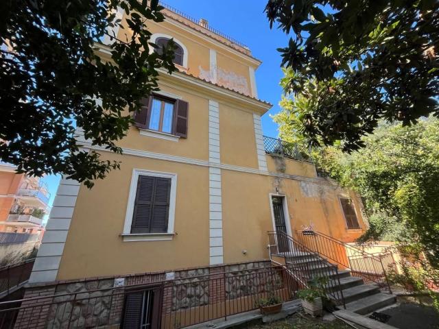 Affittasi Appartamento, PINETA SACCHETTI AFFITTASI APPARTAMENTO MQ. 90 Annunci Roma, Zona Boccea Rif.640789