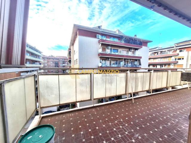Affittasi Appartamento, PRATI / CIPRO ELEGANTE QUADRILOCALE IN LOCAZIONE Annunci Roma Roma Rif.645365