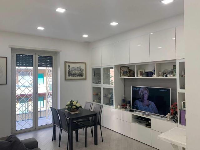 Affittasi Appartamento, PRENESTINA VILLA GORDIANI PER USO TRANSITORIO ANNUALE Annunci Roma Roma Rif.646800