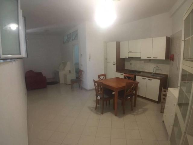 Affittasi Appartamento, Tiburtina 1 locali 0 A172 Annunci Roma Roma Rif.637863