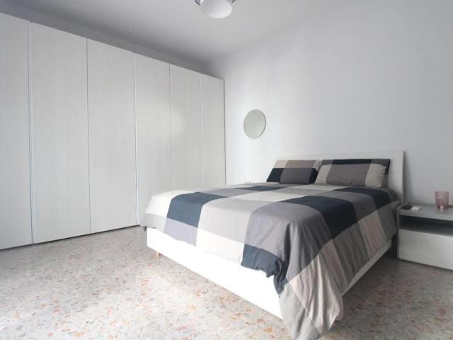 Affittasi Appartamento, TIBURTINA/CASAL BRUCIATO STANZA IN AFFITTO Annunci Roma Roma Rif.647616