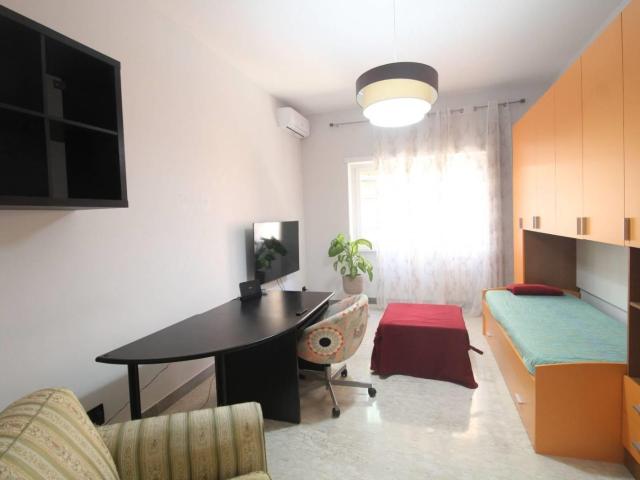 Affittasi Appartamento, TIBURTINA/CASAL BRUCIATO STANZA IN AFFITTO Annunci Roma Roma Rif.647620