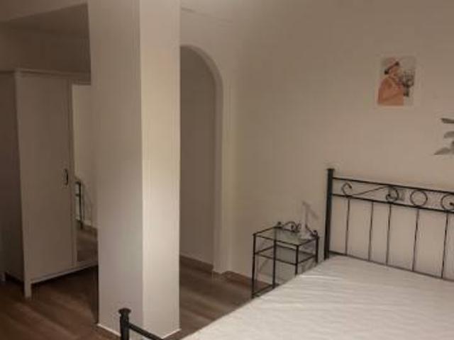 Affittasi Appartamento, Torrenova Stanza singola arredata vicino metro C Annunci Roma, Zona Torre Angela Rif.647348