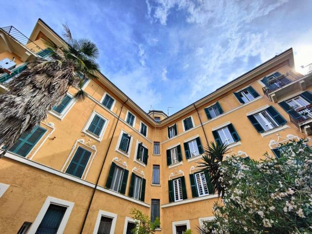 Affittasi Appartamento, Trieste/Paganini appartamento Via Capodistria Annunci Roma Roma Rif.636423