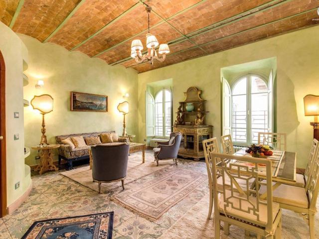 Affittasi Appartamento, Trilocale via dei Coronari, Roma Annunci Roma Roma Rif.8523