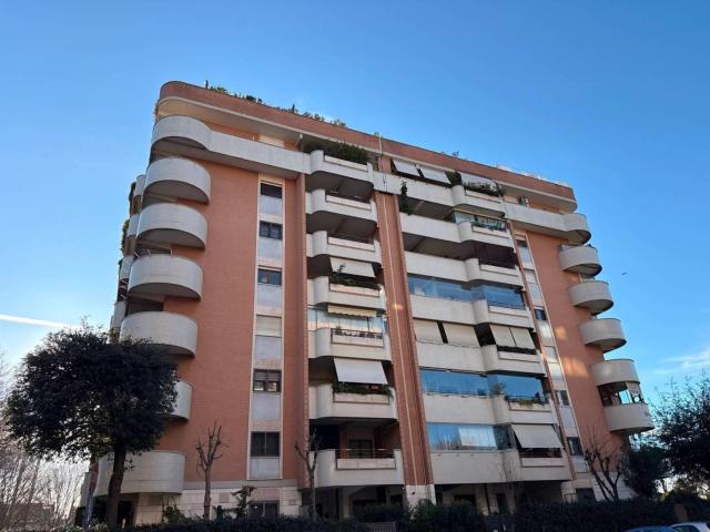 Affittasi Appartamento, Trilocale Annunci Roma, Zona Torrino Rif.629748