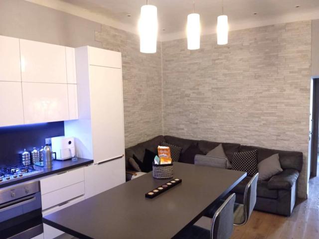 Affittasi Appartamento, Trilocale Annunci Roma, Zona Trastevere Rif.627064