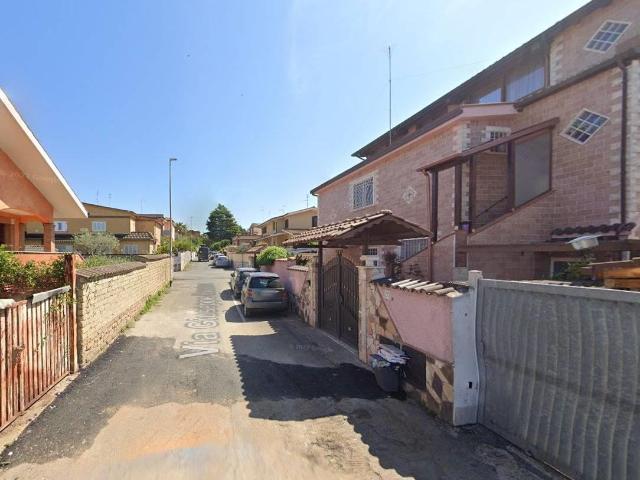 Affittasi Appartamento, Trilocale con TERRAZZO e BALCONE / Acilia Annunci Roma, Zona Acilia Rif.616349