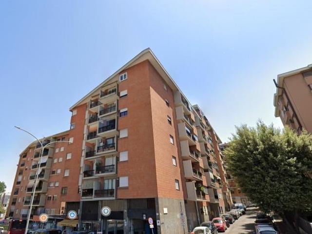 Affittasi appartamento uso studio professionale