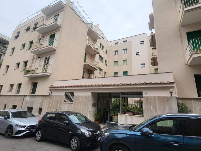 Affittasi Appartamento, Via C. Salistri Bilocale in affitto Annunci Roma Roma Rif.630232