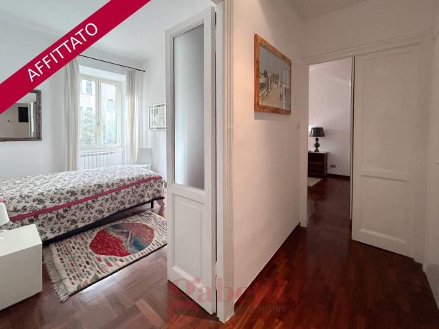 Affittasi Appartamento, Via Germanico delizioso appartamento piano alto Annunci Roma, Zona Prati Rif.608622