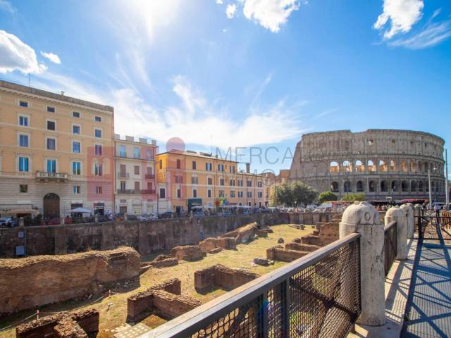 Affittasi Appartamento, Via San Giovanni in Laterano, Colosseo Annunci Roma Roma Rif.628112