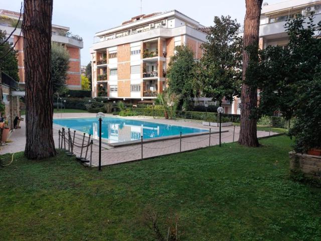 Affittasi Attico, ATTICO CASALETTO VIA DURANTE Annunci Roma Roma Rif.628560