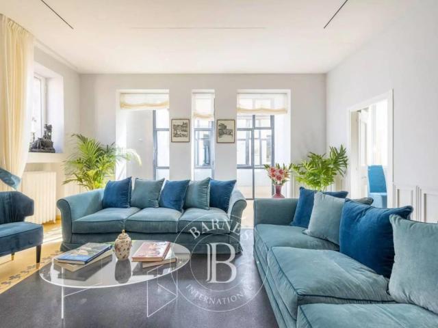 Affittasi Attico, Esclusivo attico con terrazza con vista su Trinità dei Mont Annunci Roma Roma Rif.628069