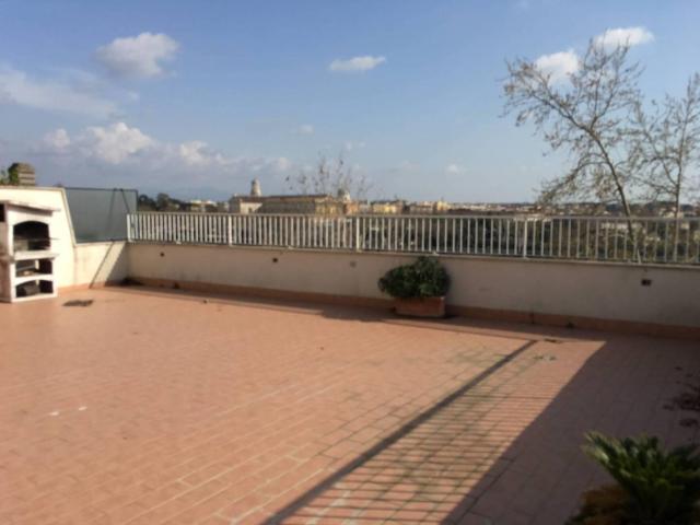 Affittasi Attico, Lungotevere di Pietra Papa 61 Annunci Roma, Zona Marconi Rif.634626