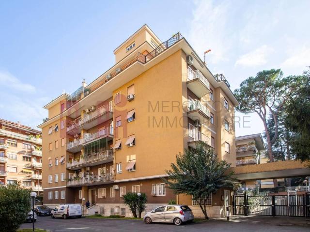 Affittasi Attico, TALENTI via B. Davanzati, attico in affitto Annunci Roma Roma Rif.628125