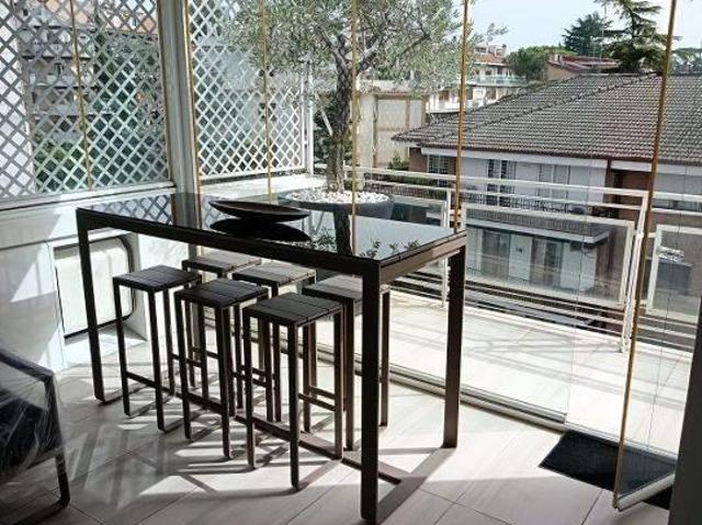 Affittasi Attico, VIGNA CLARA Annunci Roma Roma Rif.632392