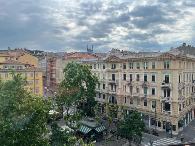 Affittasi attico/mansarda a Trieste, Largo Barriera Ospedale Maggiore