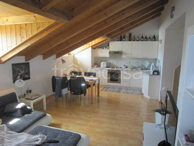 Affittasi attico/mansarda a Bolzano, San Maurizio Ospedale