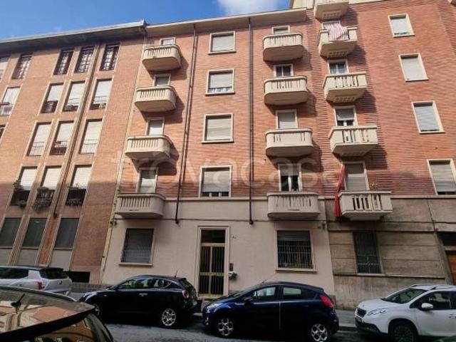 Affittasi bilocale a Torino via Arona, 4, Campidoglio