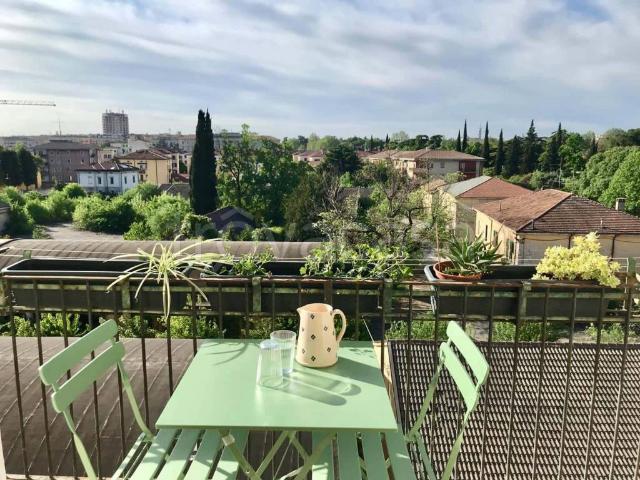 Affittasi bilocale a Verona via Silvio Pellico, San Zeno