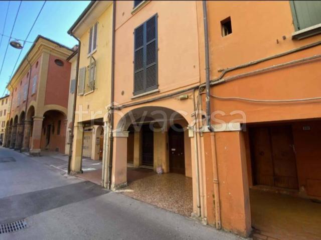 Affittasi bilocale a Bologna via Centotrecento, Irnerio