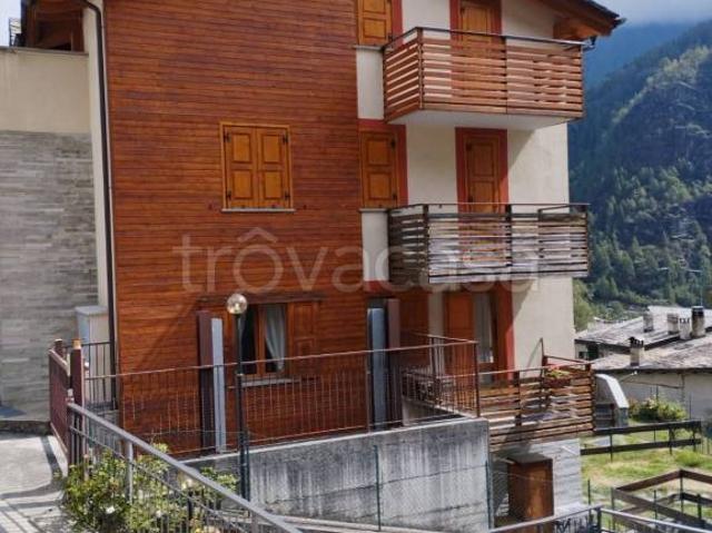 Affittasi bilocale a Chiesa in Valmalenco via Franco Sampietro