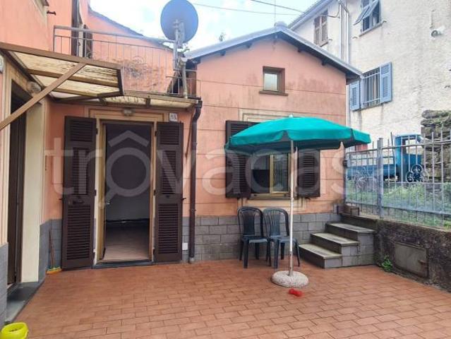Affittasi bilocale a Corsiglia, Neirone