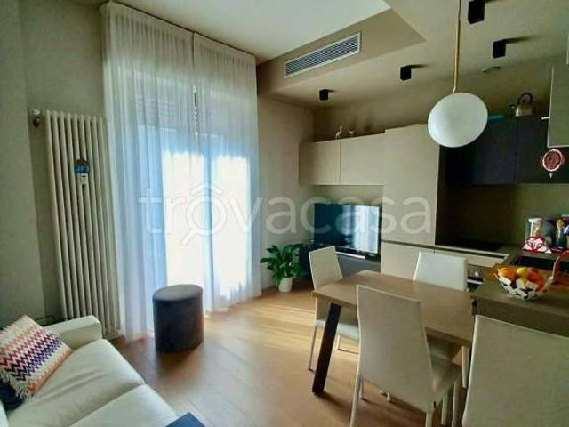 Affittasi bilocale a Milano, Moscova