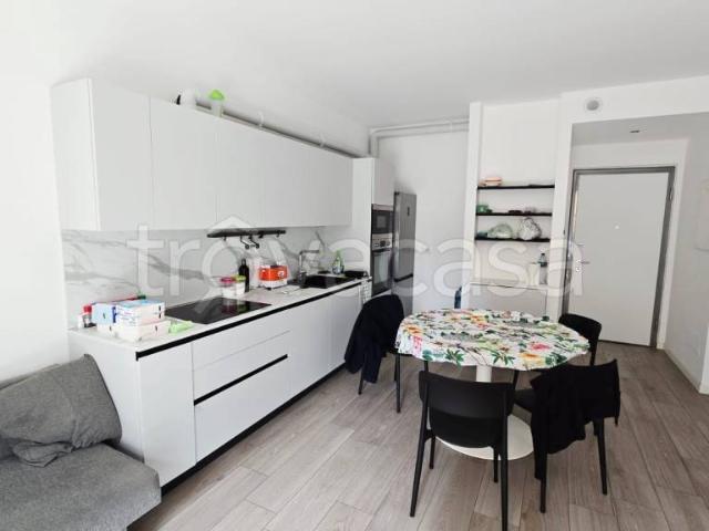 Affittasi bilocale a Milano via Carlo Conti, 28, Greco Segnano