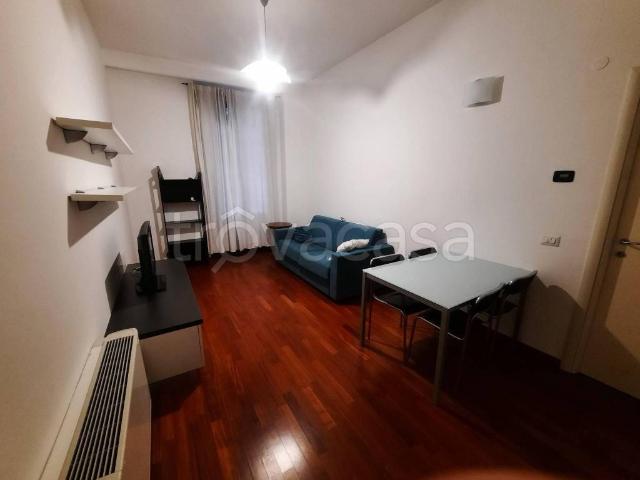Affittasi bilocale a Milano via Principe Eugenio 48, Cenisio