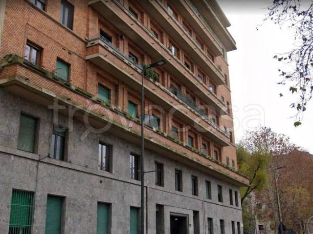 Affittasi bilocale a Milano viale Argonne, Argonne Corsica