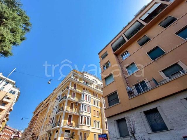 Affittasi bilocale a Roma via Cremona, Bologna