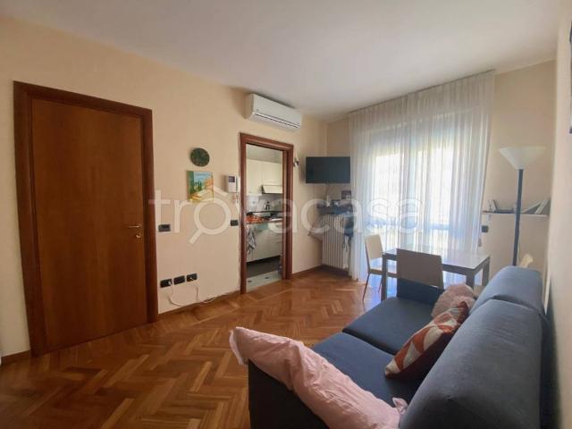 Affittasi bilocale ad Acqui Terme corso Bagni, 81