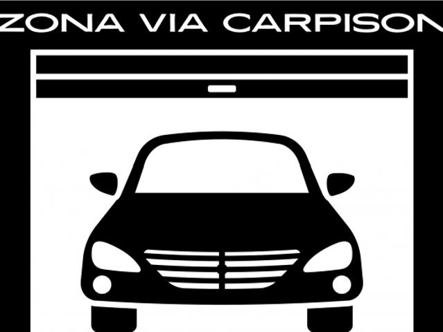 AFFITTASI GARAGE ZONA CARPISON