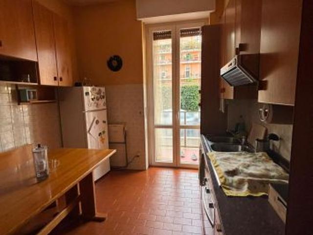 Affittasi intero appartamento Milano, zona bocconi